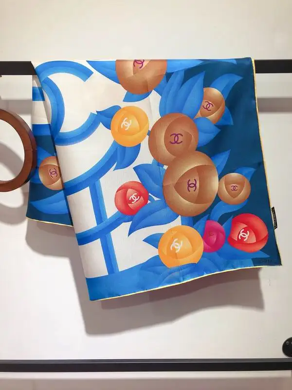 Chanel silk scarf 90X90cm E19 (6)